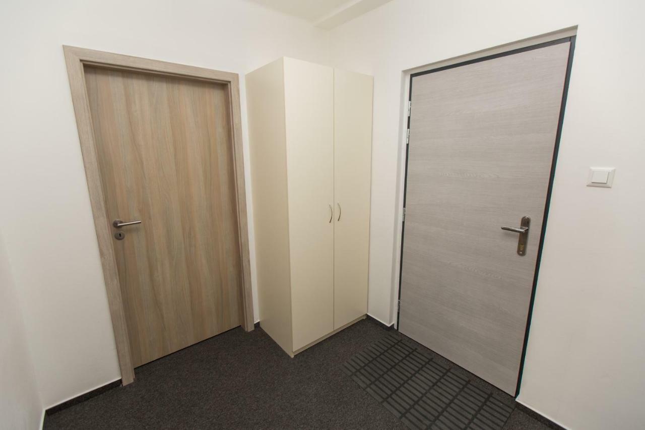 Hotel Blue Apartment Bratislava Exterior photo